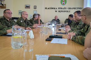 W Sępopolu odbyło się spotkanie komendantów i naczelników straży granicznej. Chodziło o ochronę granicy 