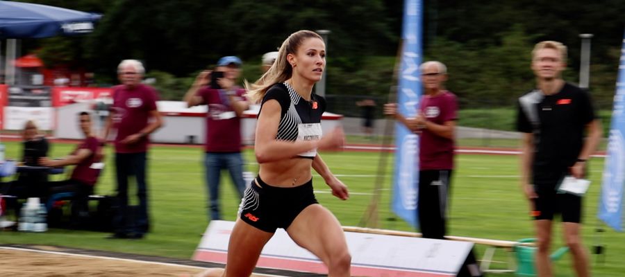 Natalia Kaczmarek, największa gwiazda memoriału, ustanowiła rekord Polski w biegu na 500 m (1:07,18)