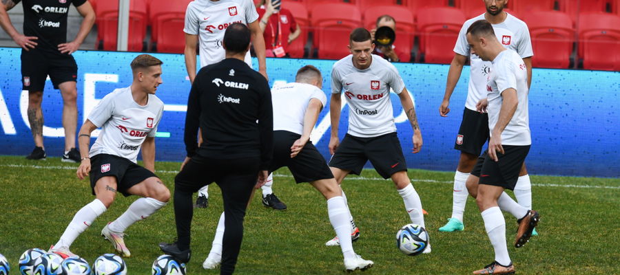 Piłkarze reprezentacji Polski podczas treningu w Tiranie
