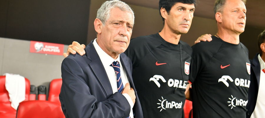 Fernando Santos (z lewej) oraz jego asystenci Joao Costa i Grzegorz Mielcarski przed meczem w Tiranie
