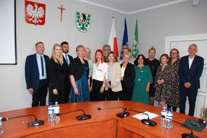 Powiat olecki świętuje Dzień Edukacji Narodowej