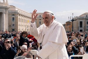 Papież do uczestników synodu: nie zapomnijcie, że trzeba cofnąć zegarki o godzinę