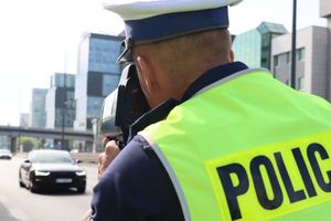 Już niedługo Wszystkich Świętych. Olsztyńscy policjanci przypominają o bezpieczeństwie na drogach 