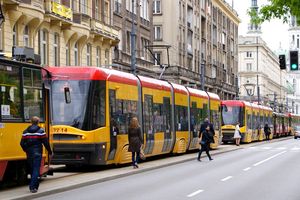 Zmiany tras tramwajów na Pradze związane z pielęgnacją drzew