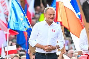 Tusk: rozpoczynamy Marsz Miliona Serc w Warszawie, która jest symbolem odrodzenia