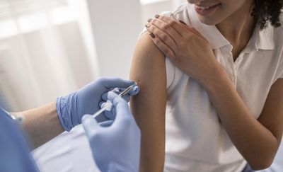 Nowa szczepionka skuteczna przeciwko koronawirusom