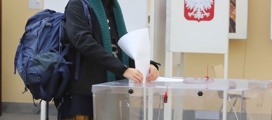 Wybory w okręgu 35 wygrywa Koalicja Obywatelska, na którą zagłosowało 129 339 osób