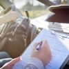 Bezpieczeństwo na drodze zaczyna się w szkole jazdy: Metody nauczania i ich wpływ