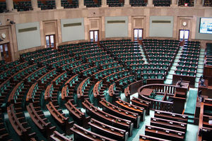 W poniedziałek pierwsze posiedzeniu Sejmu X kadencji; ślubowanie posłów, wybór marszałka Izby i dymisja rządu