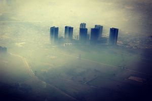Z powodu smogu władze Delhi będą wpuszczać do miasta połowę aut
