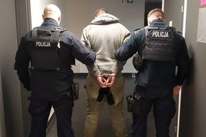 Gdańsk: Porwał i przetrzymywał ofiarę w bagażniku. 27-latek odpowie za usiłowanie zabójstwa
