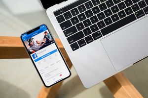 Facebook i Instagram bez reklam: czy to luksus, na który stać polskich użytkowników?