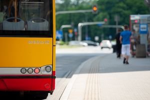 Mieszkańcy Wawra i Wilanowa chcą zwiększenia kursowania linii 319. Co na to miasto?