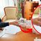 Dyrektor MOK w Olsztynie zrobił interes z podejrzanym gościem. Zapłacił dużą ilością gotówki [ZDJĘCIA]