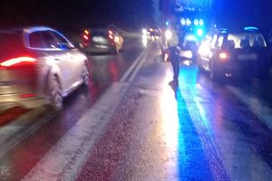 Wypadek na wyjeździe z Olsztyna. Jedna osoba trafiła do szpitala