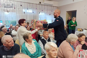 Mikołaj zawitał do pensjonariuszy DPS 