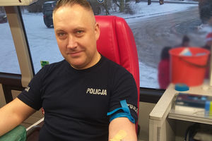 Policjanci z Komendy Miejskiej Policji w Olsztynie włączyli się w akcję krwiodawstwa 