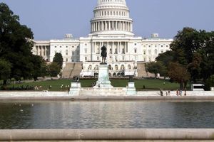 Pakiet wydatków na pomoc Ukrainie odrzucony przez Senat USA