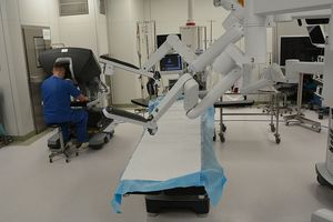 Miejski Szpital Zespolony w Olsztynie rozpoczął operacje robotem da Vinci
