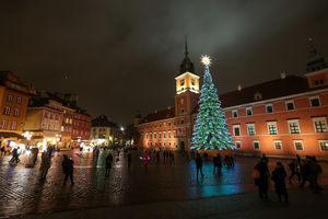 Poczuj nastrój Świąt Bożego Narodzenia w Warszawie