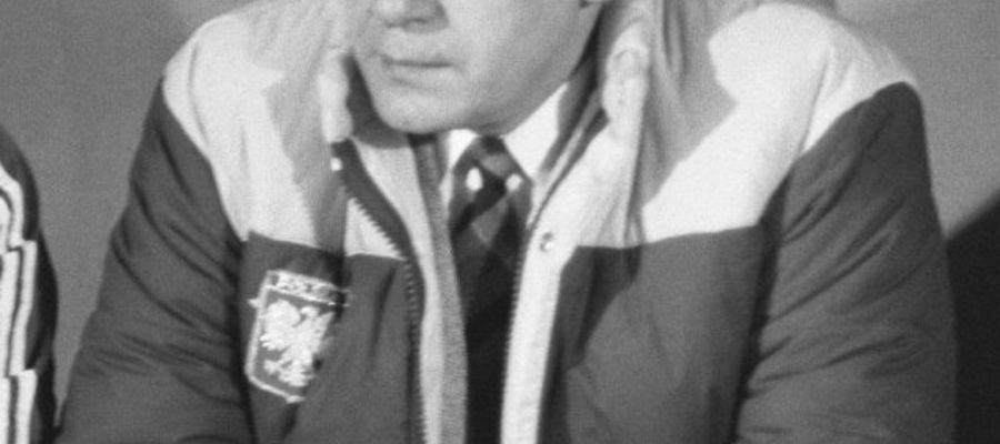 19 listopada 1986 roku: Wojciech Łazarek podczas meczu Holandia - Polska na Stadionie Olimpijskim w Amsterdamie
