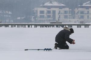Ratownicy MOPR ostrzegają. Żaden lód nie jest bezpieczny