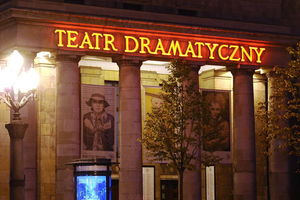 Premiera spektaklu "Nasze czasy" w Teatrze Dramatycznym 