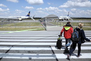 Lotnisko w Modlinie w 2023 r. obsłużyło ponad 3,4 mln pasażerów