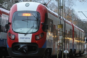 Chaos na kolei w Warszawie. Pasażerów czekają spore utrudnienia