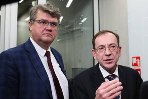 Mariusz Kamiński podczas konferencji z Maciejem Wąsikiem: Jesteśmy dalej posłami na Sejm