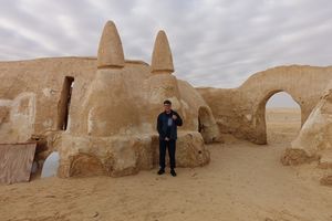 Andrzej Malinowski zwiedza Tunezję