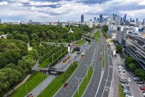 Kierowcy pojadą po Warszawie nowymi jezdniami. Gdzie i kiedy?