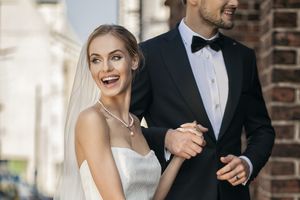 Jak wybrać idealne obrączki ślubne: praktyczny poradnik dla par