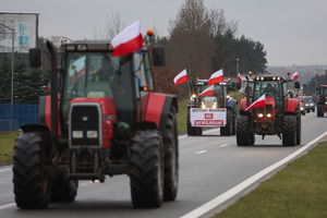 Rolnicy zablokowali krajową 7 w okolicach Płońska