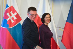 Czechy/ Hołownia: Polska stoi murem przy Ukrainie i będzie ją wspierać