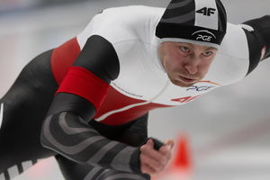MŚ w łyżwiarstwie szybkim - Żurek brązowym medalistą na 500 m