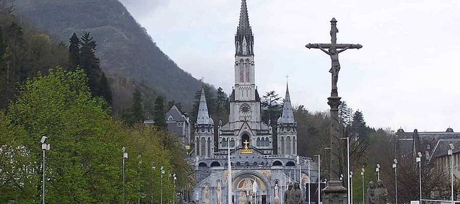 Sanktuarium maryjne w Lourdes