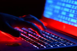  Cyberpolicjanci rozbili międzynarodowy gang oszustów