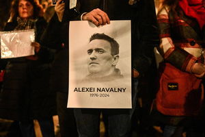 Ciało Nawalnego przywieziono na cmentarz