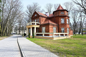  Zabytkowa willa na terenie szpitala w Radomiu odzyskała blask