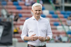 Jacek Magiera na dłużej w Śląsku Wrocław! Szkoleniowiec przedłużył kontrakt do 2026 roku