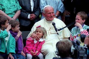 Zadaniem pokolenia Jana Pawła II jest kształtowanie postaw kolejnych pokoleń