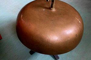 Ukradli gong liturgiczny z kościoła - zostali zatrzymani w drodze do skupu złomu