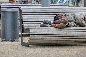 Liczba bezdomnych na Warmii i Mazurach ciągle wzrasta 