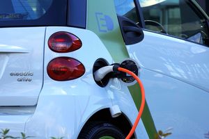 Niemiecka prasa: auta elektryczne psują się  znacznie częściej 