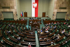 PiS chce pilnego posiedzenia Sejmu. Chodzi o pakt migracyjny