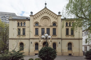 Ambasada Niemiec wesprze renowację synagogi Nożyków w Warszawie