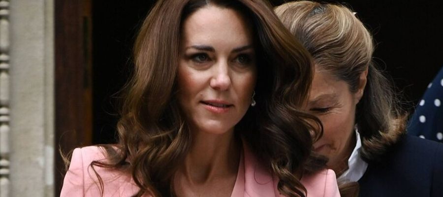 Królewski ekspert ujawnił jak przebiega leczenie Kate