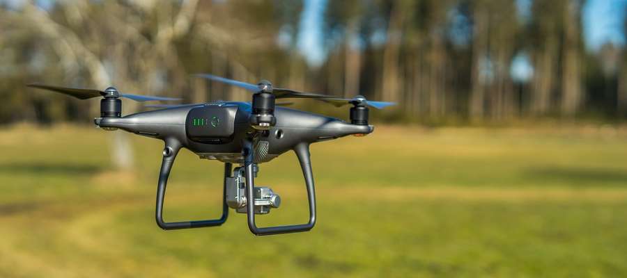 W czwartek zacznie działać Krajowy System Informacji Dronowej (KSID). Portal pozwoli m.in. realizować procedury związane z rejestracją operatorów i pilotów dronów.