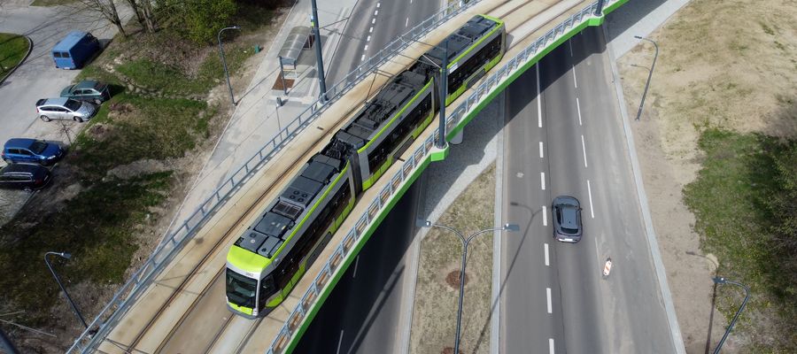 [WIDEO] Olsztyńskie tramwaje jeżdżą 270-metrową estakadą, 5 metrów nad ulicami